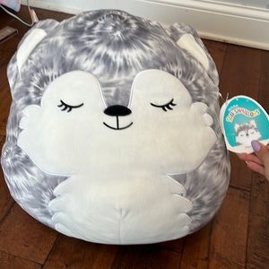 Heidi - Squishmellow- 18” - Wolf - Grey